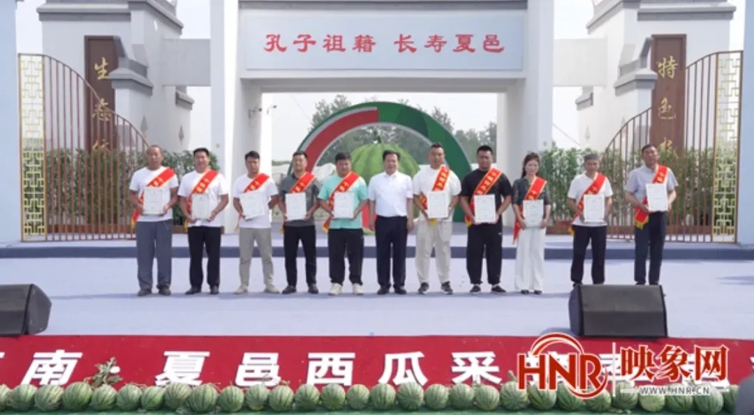 打工新鲜事儿&#32;|&#32;“验瓜师”月入3万？各西瓜产区有证书的仅寥寥数人