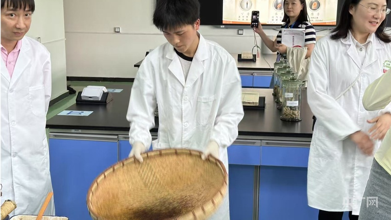 开设特色专业群&#32;重庆工贸职业技术学院“破圈”发展