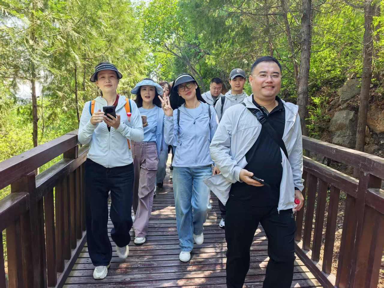 中铁六局电务公司启动“健康管理年”专项行动