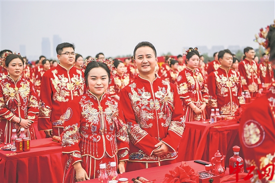 “我们结婚啦”