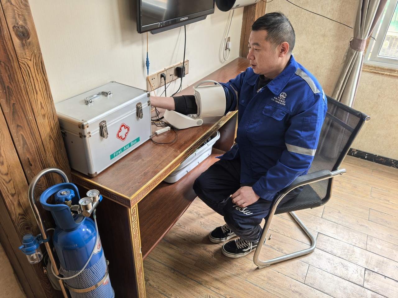 中铁六局在雪域高原为员工打造温暖的“家”