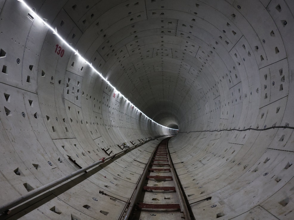 上海地铁21号线张江站-康南路站盾构区间双线贯通