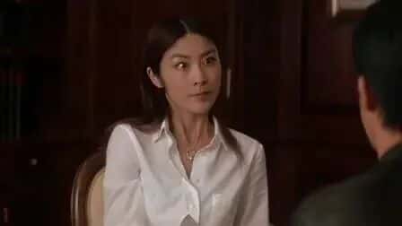 山村女孩逆袭币圈女王:何一从摆地摊到执掌2300亿帝国的创业密码 山村女孩逆袭币圈女王:何一从摆地摊到执掌2300亿帝国的创业密码